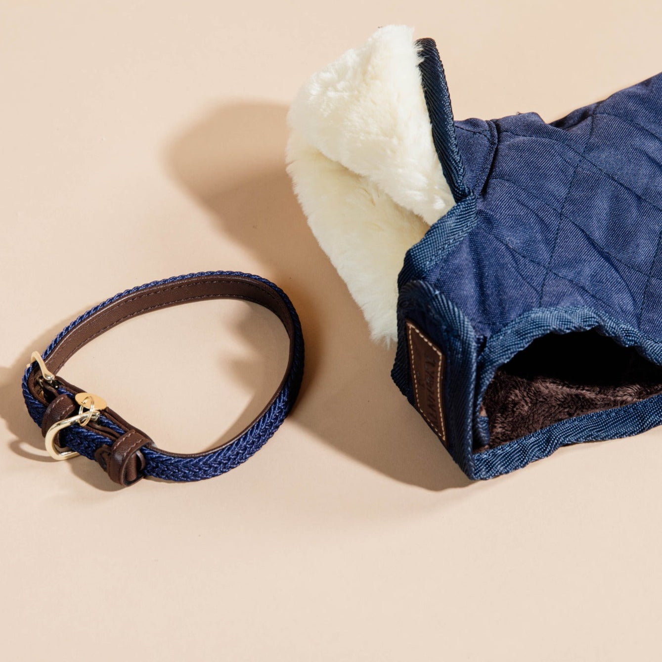 Manteau pour chien matelassé chic Bleu Marine Fabuldog
